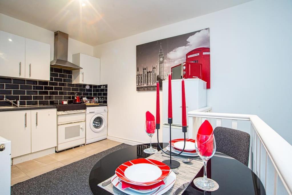 Watford Central Serviced Apartments Extérieur photo